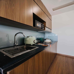 Cho thuê Căn hộ dịch vụ đầy đủ đồ 01 ngủ 01 khách mới tinh ở Hồ Tây