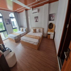 Cần cho thuê nhà làm khách sạn, nhà nghỉ