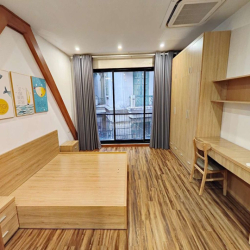 Nhượng  1n1k 45m2 ban công thoáng, đủ đồ, ngõ 148 Trần Duy Hưng