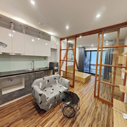 Nhượng  1n1k 45m2 ban công thoáng, đủ đồ, ngõ 148 Trần Duy Hưng