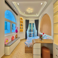 Cho thuê nhà nguyên căn cao cấp Huỳnh Văn Bánh