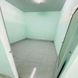 nhà nguyên căn 5x18m 2phòng lộ đậu dc ô tô gần ĐH Tây Đô