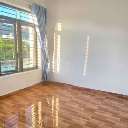 🏡 Cho thuê nhà mới tinh đường Điện Biên Phủ
