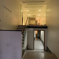cho thuê vp phố yên lãng,dtsd 75m2 - 100m2,giá từ 15tr- 18tr/tháng
