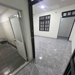 phan huy ít p12 gv , 4,2 x 20 trệt lầu 4pn 2oto tránh nhau