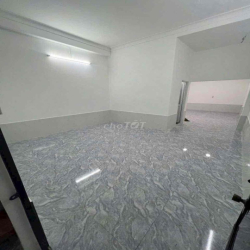 phan huy ít p12 gv , 4,2 x 20 trệt lầu 4pn 2oto tránh nhau