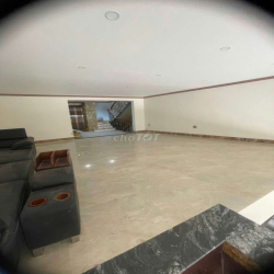 CHO THUÊ VĂN PHÒNG NGAY VÒNG XOAY GÒ ĐẬU