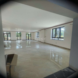 CHO THUÊ VĂN PHÒNG NGAY VÒNG XOAY GÒ ĐẬU