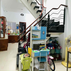 Chính chủ cho thuê mặt tiền kinh doanh, làm văn phòng Cty