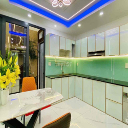 💟 cho thuê nhà phố 5pn 6wc hẻm 497/ phạm van chiêu p16