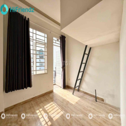 GÁC BAN CÔNG THOÁNG GẦN VĂN LANG - IUH - MÁY LẠNH