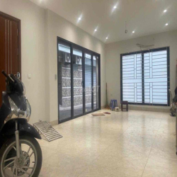 CHO THUÊ MBKD TẦNG 1 -  VÕNG THỊ-  LÔ GÓC - 2 MẶT TIỀN - Ô TÔ ĐỖ CỬA