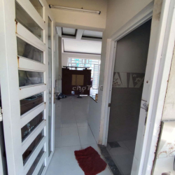 Nhà trệt lầu hẻm Trần Vĩnh Kiết – Giá 5 triệu