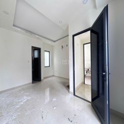 HXT Âu Cơ - Ngang 8m dài 20m - 3 Lầu