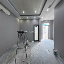 HXT Âu Cơ - Ngang 8m dài 20m - 3 Lầu