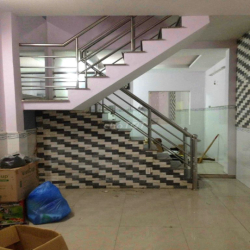 Cho thuê nhà nguyên căn Q12 sát mặt tiền Nguyễn Ảnh Thủ