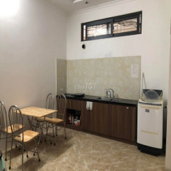 Cho thuê căn hộ đầy đủ tiện nghi phố Xã Đàn, Đống Đa