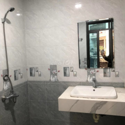 Cho thuê căn hộ đầy đủ tiện nghi phố Xã Đàn, Đống Đa