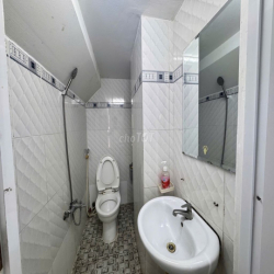Diện Tích 5x20 Mặt Tiền Nguyễn Thị Thập Trung Tâm Q7