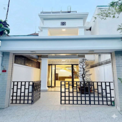 Nguyên căn villa 2pn Thảo Điền