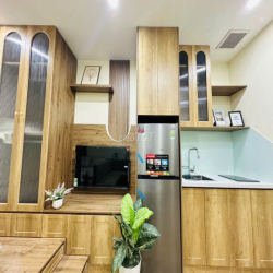 Cho thuê căn hộ dịch vụ ở Hoàng Hoa Thám - Ba Đình