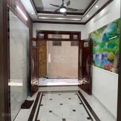 nhà ngõ 101 đào tấn 38m x 5T giá 12tr.th