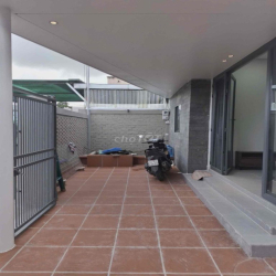 Nhà mới dọn vào ở ngay