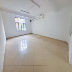 🔥[Free 1 tháng]🔥 Cho thuê nhà làm văn phòng, spa 219 Nguyễn Khoái