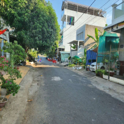 Nhà khu Bắc Hà Hoàng Hổ