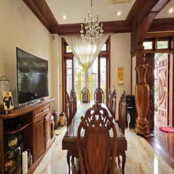 CHO THUÊ BIỆT THỰ TRẦN NÃO 300M2 5 PHÒNG ĐỦ NỘI THẤT GIÁ 78 TRIỆU