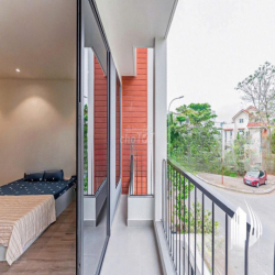 Studio full nội thất, ban công lớn Lê Hồng Phong, Quận 5