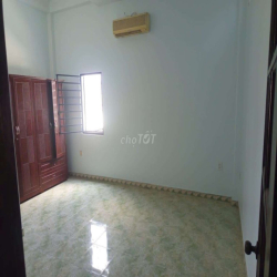 NHÀ NGUYÊN CĂN 1 TRỆT 2 LẦU, DT 5×22 CÓ 3PN,4WC. HẺM XE HƠI, AN NINH