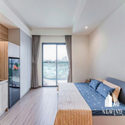 Studio full nội thất, ban công lớn Lê Hồng Phong, Quận 5