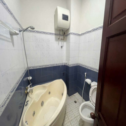 NHÀ MẶT TIỀN KINH DOANH 5 TẦNG - PHÙ HỢP LÀM VPCTY, TRUNG TÂM DẠY HỌC 