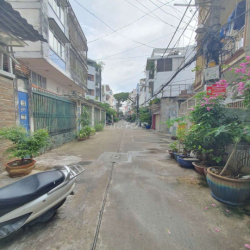 hẻm xe hơi 490 ng tri phương 4x15