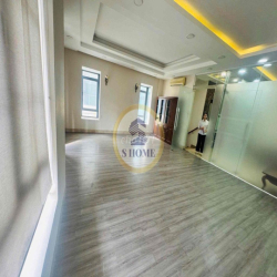 BIỆT THỰ HIM LAM, Q7 CHO THUÊ - Trệt Trống Suốt, ĐANG TRỐNG 65 TR.