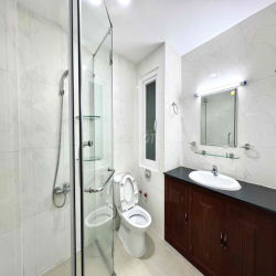 Căn 1 phòng ngủ, ban công siêu đẹp giá tốt khu PMH cạnh Sky Garden 3