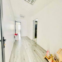 Cho thuê văn phòng tại Xã Đàn 110m2 giá 17t chia sẵn 3 phòng