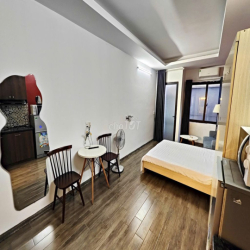 CHính chủ cho thuê căn Studio - 25m2 - Dọn vào ở luôn được