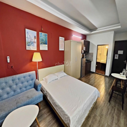 Trống sẵn STUDIO 30m2 full đồ, ban công thoáng, ngõ 432 Đội Cấn