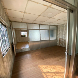 Chính chủ - Nhà nguyên căn đường Nguyễn Văn lượng kế công viên