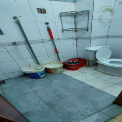 Nguyên căn rộng, 7x8m, 2PN 2WC hẻm thông 3 gác, gần Coopmart 