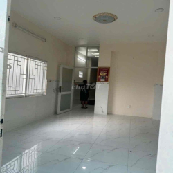 Hẻm An Duong Vương Giáp Tên Lửa 4x16, 3 Lầu