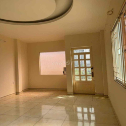 Hẻm An Duong Vương Giáp Tên Lửa 4x16, 3 Lầu