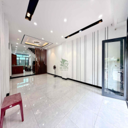 CHO THUÊ NHÀ Ở KINH DOANH HÀ QUANG 2 CHỈ 29 TRIỆU/THÁNG