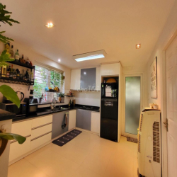 Cho thuê biệt thự KDC Phú Mỹ, đường Hoàng Quốc Việt, quận 7, 5 bed