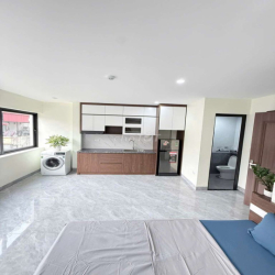 Khai trương CCMN 30m2 Full đồ xịn sò. máy giặt riêng Ngõ Hoà Bình 1