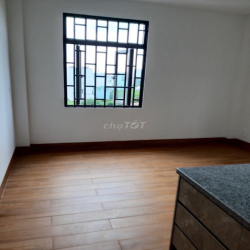 Phòng trọ 16m2 đường Vườn Lài