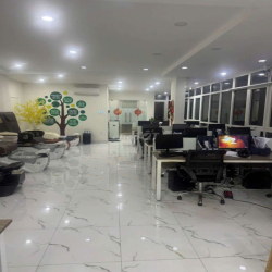 Cho thuê sàn trống suốt tầng 2