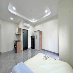 CĂN HỘ STUDIO BAN CÔNG MỚI XÂY MÁY GIẶT RIÊNG GẦN EMART PHAN HUY ÍCH